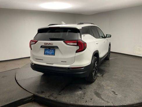 Certified 2023 GMC Terrain SLT w/ Elevation Edition AWD/4WD image 8