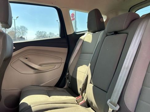 Used 2014 Ford Escape SE image 17