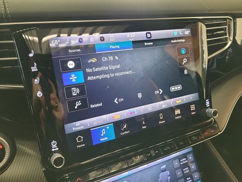 New 2026 Jeep Grand Wagoneer Summit w/ Premium Group III image 20