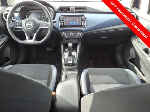 Used 2023 Nissan Versa SV image 12