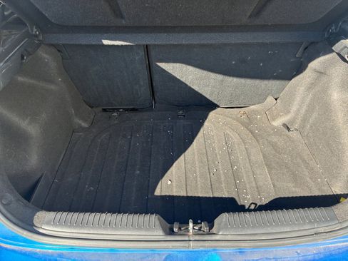 Used 2017 Hyundai Elantra GT image 22