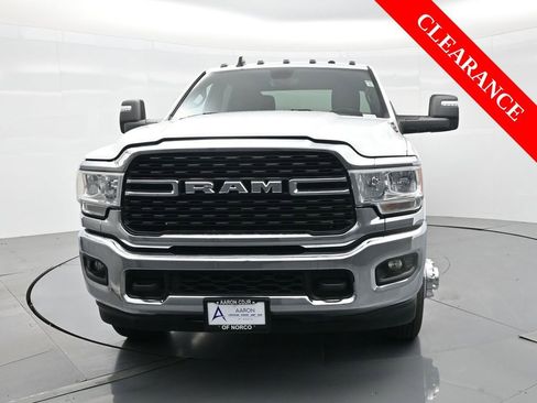 Used 2024 RAM 3500 Big Horn image 3