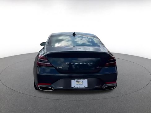 Used 2025 Genesis G70 2.5T image 11