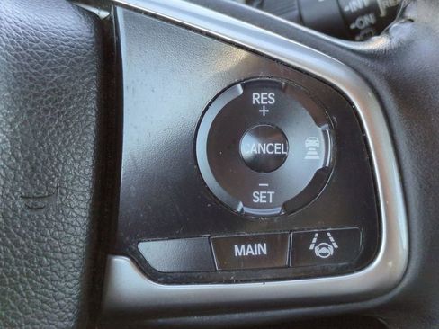 Used 2018 Honda CR-V Touring image 27