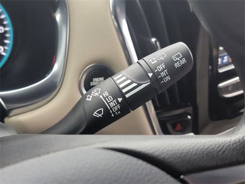 Certified 2023 Chevrolet Traverse LS image 37