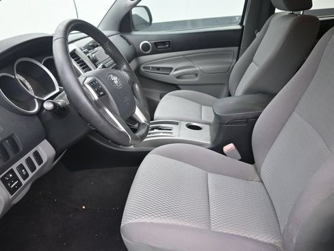 Used 2012 Toyota Tacoma PreRunner w/ SR5 Pkg RWD image 12
