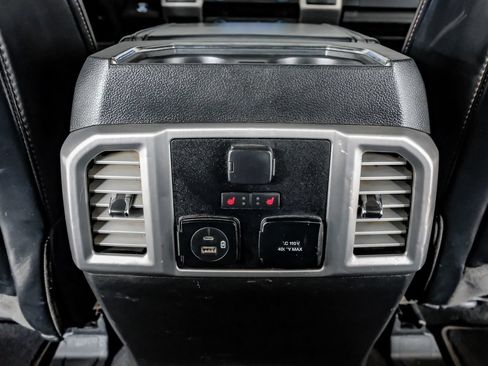 Used 2021 Ford F350 Platinum w/ FX4 Off-Road Package AWD/4WD image 36