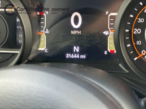 Certified 2024 Jeep Gladiator Mojave AWD/4WD image 28