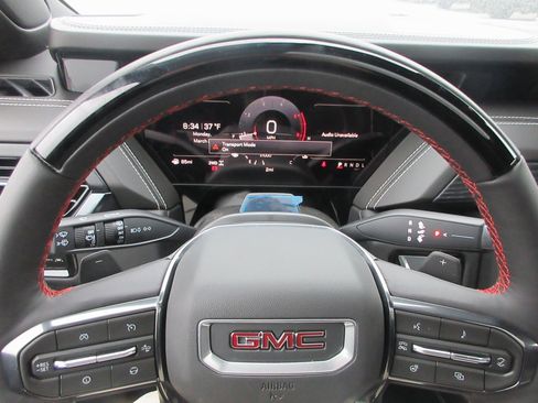 New 2026 GMC Yukon AT4 Ultimate image 18