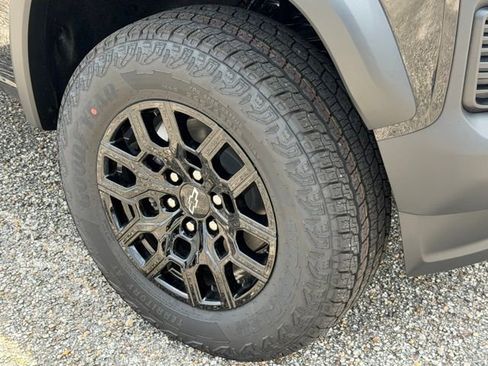 New 2026 Chevrolet Colorado Trail Boss AWD/4WD image 9