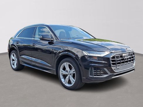 Used 2021 Audi Q8 Premium Plus w/ Premium Plus Package AWD/4WD image 3