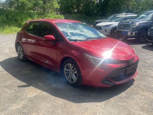 Used 2021 Toyota Corolla SE w/ SE Preferred Package FWD image 11