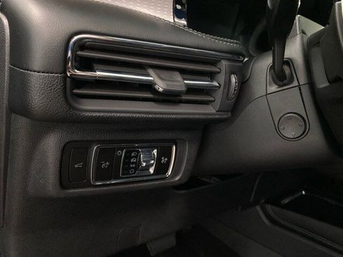 New 2025 Lincoln Corsair Reserve w/ Equipment Group 202A image 38