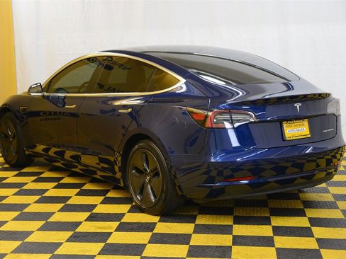 Used 2018 Tesla Model 3 Long Range image 8