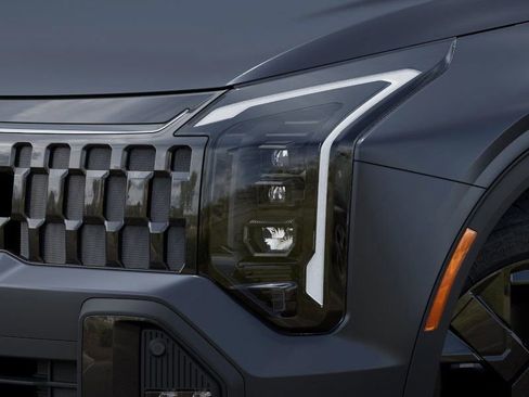 New 2026 Kia Sportage X-Line w/ X-Line Technology Package image 12