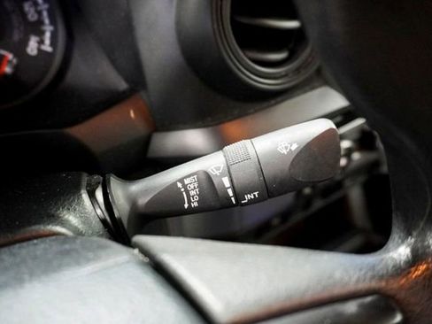 Used 2023 Toyota Tacoma SR image 18