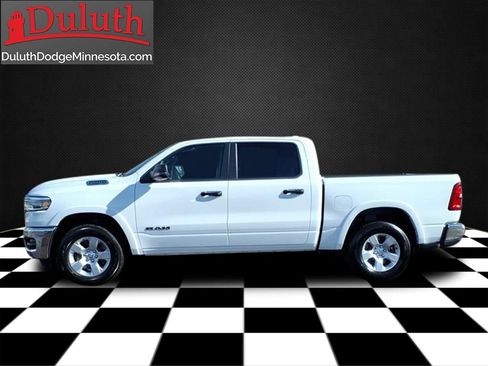 Used 2025 RAM 1500 Big Horn AWD/4WD image 2