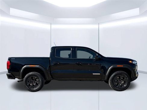 Used 2024 GMC Canyon Elevation AWD/4WD image 8