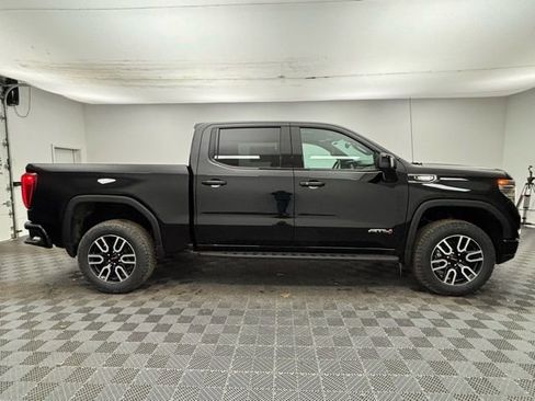 New 2026 GMC Sierra 1500 AT4 w/ AT4 Premium Package image 9