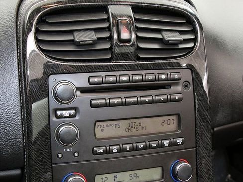 Used 2011 Chevrolet Corvette Grand Sport w/ Preferred Equipment Group image 18