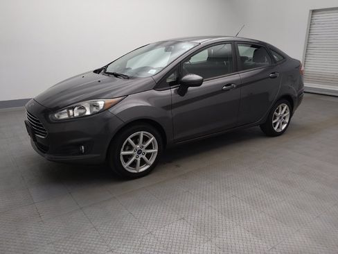 Used 2019 Ford Fiesta SE w/ Equipment Group 201A FWD image 2