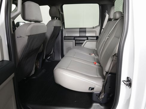 Used 2019 Ford F150 XL image 12