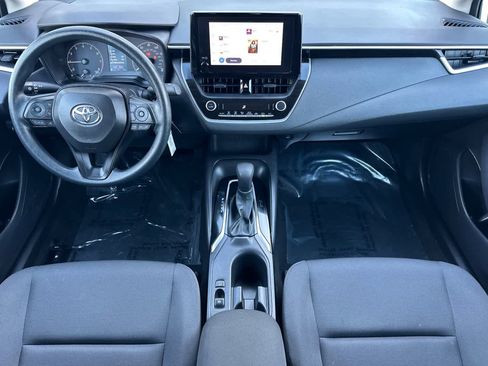 Used 2024 Toyota Corolla LE image 3