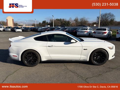 Used 2015 Ford Mustang GT Premium image 6