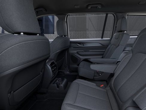 New 2026 Jeep Grand Cherokee L 2WD image 23