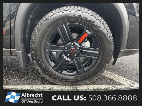 Used 2025 Nissan Rogue SV w/ Rock Creek Premium Package AWD/4WD image 33
