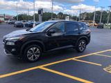 Used 2023 Nissan Rogue SV image 4