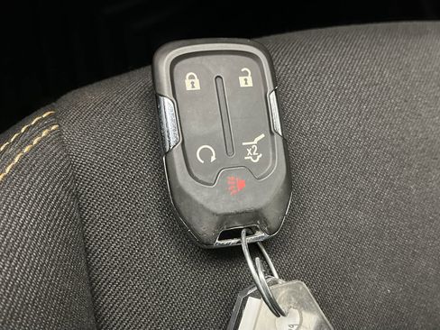 Used 2021 GMC Terrain SLE w/ Driver Convenience Package image 27