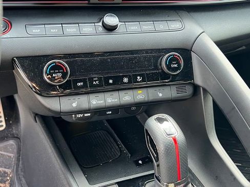 Certified 2025 Hyundai Elantra N Line FWD image 21