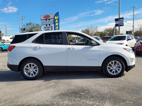 Certified 2021 Chevrolet Equinox LS w/ LS Convenience Package image 8
