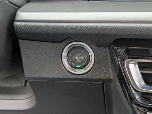 Certified 2024 Chevrolet Traverse LT image 23