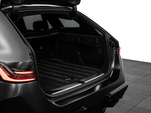 Used 2025 BMW M5 Touring AWD/4WD image 17