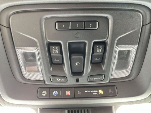 Certified 2025 GMC Sierra 2500 AT4 AWD/4WD image 31