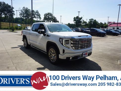 Used 2023 GMC Sierra 1500 Denali w/ Denali Reserve Package AWD/4WD image 1