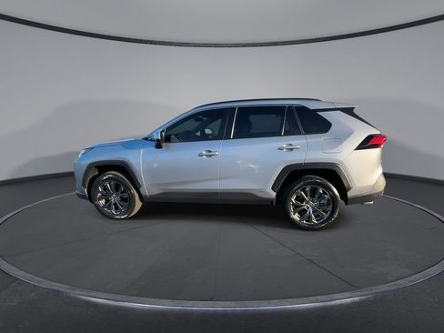 Used 2023 Toyota RAV4 XLE Premium AWD/4WD image 6