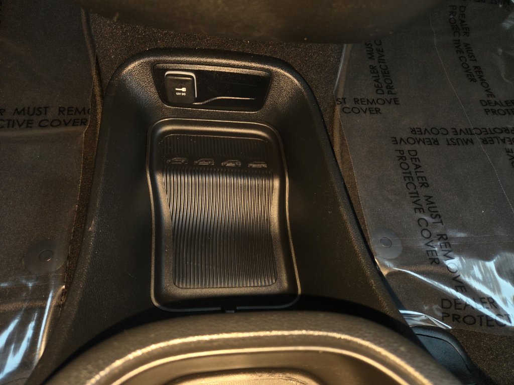 Certified 2026 Chrysler Pacifica Select FWD image 19