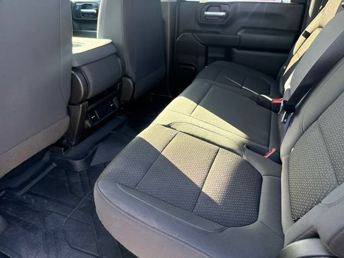 Used 2022 Chevrolet Silverado 2500 Custom w/ Custom Value Package AWD/4WD image 15
