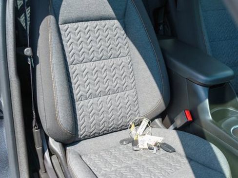 Used 2022 Chevrolet Equinox LT image 12