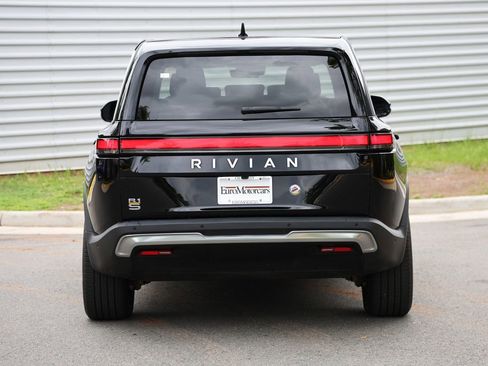 Used 2022 Rivian R1S Launch Edition AWD/4WD image 3