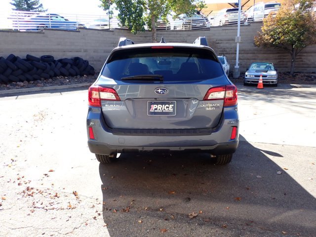 Used 2017 Subaru Outback 3.6R Limited AWD/4WD image 3