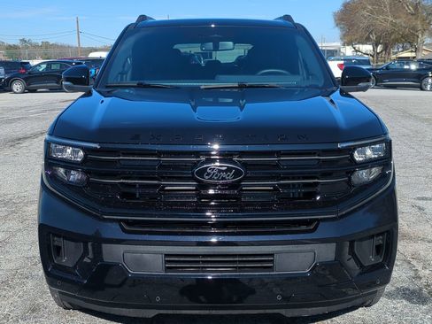 New 2025 Ford Expedition Platinum w/ Stealth Performance Package image 9