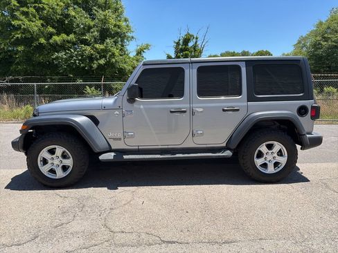Used 2020 Jeep Wrangler Unlimited Sport S AWD/4WD image 5