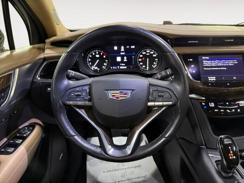Used 2020 Cadillac XT6 Premium Luxury w/ Platinum Package FWD image 19