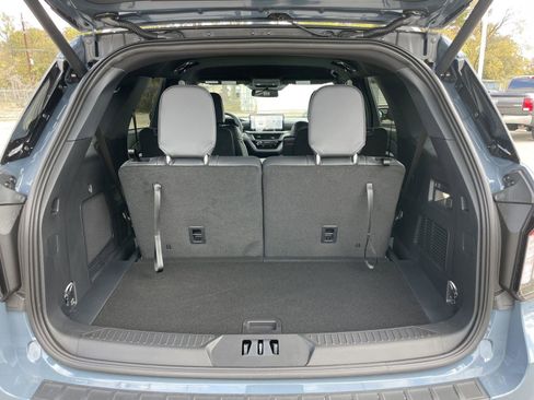 New 2026 Ford Explorer ST-Line w/ ST-Line Street Pack image 44
