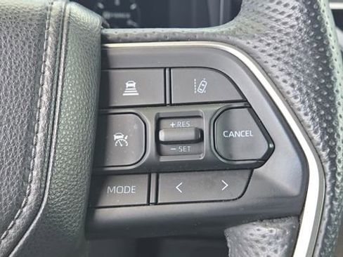 Used 2025 Toyota Tundra Limited w/ TRD Off-Road Package AWD/4WD image 19