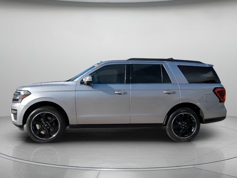 Certified 2023 Ford Expedition Limited image 12